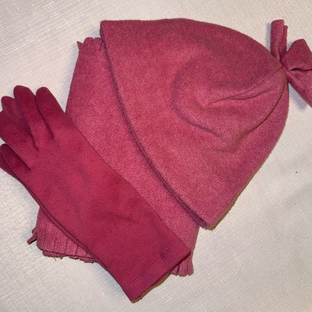 GAP Pink Scarf Hat and Gloves Set Womens